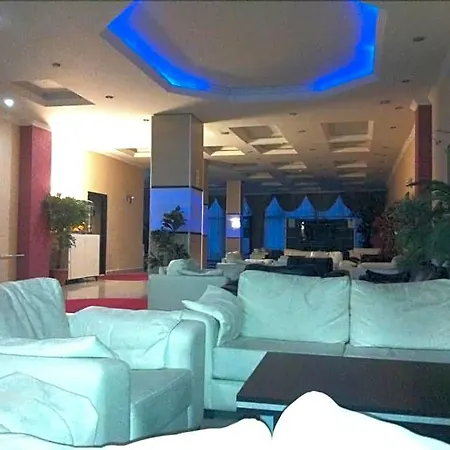 Madi Hotel